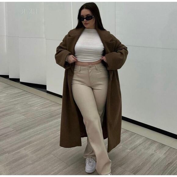ZARA BLOGGER FAVORITE STRAIGHT LEG FAUX LEATHER PANTS BEIGE - Picture 1 of 15